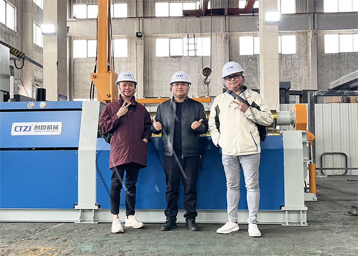 菲律宾客户莅临kaiyun(中国)官方网站-kaiyun登录入口
考察——全自动四辊卷板机